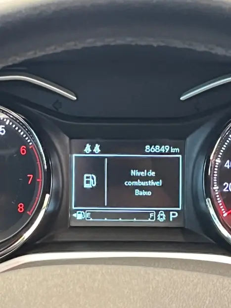 CHEVROLET Onix Hatch 1.0 12V 4P FLEX LT TURBO AUTOM�TICO, Foto 13