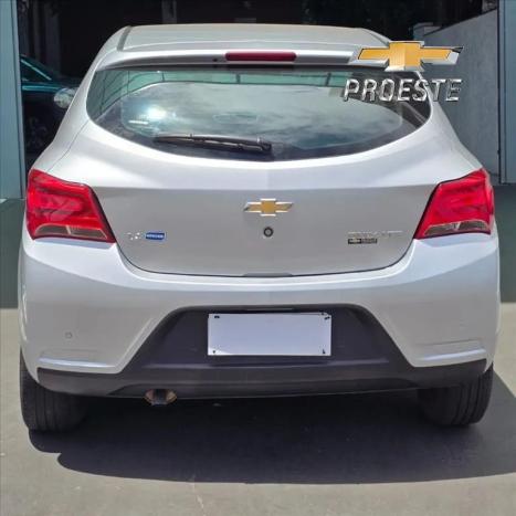 CHEVROLET Onix Hatch 1.4 4P FLEX LTZ, Foto 8