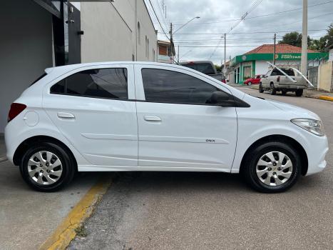 CHEVROLET Onix Hatch 1.0 12V 4P FLEX LT, Foto 3