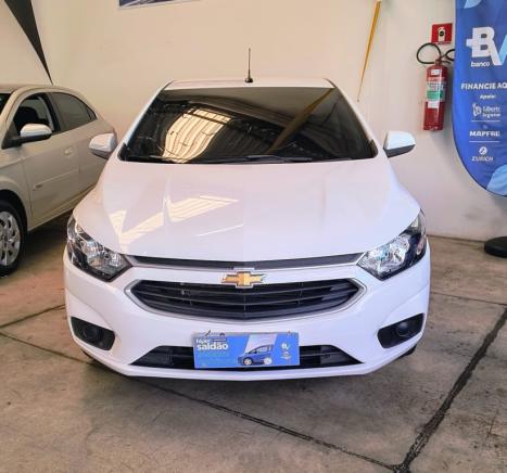 CHEVROLET Onix Hatch 1.4 4P FLEX LT, Foto 2