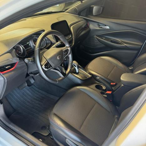 CHEVROLET Onix Hatch 1.0 12V 4P FLEX RS TURBO AUTOM�TICO, Foto 9