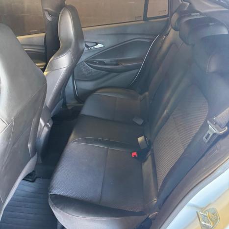 CHEVROLET Onix Hatch 1.0 12V 4P FLEX RS TURBO AUTOM�TICO, Foto 10