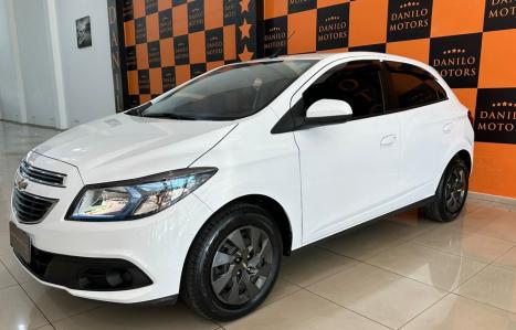 CHEVROLET Onix Hatch 1.4 4P FLEX LT AUTOM�TICO, Foto 2