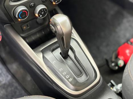 CHEVROLET Onix Hatch 1.4 4P FLEX LT AUTOM�TICO, Foto 9