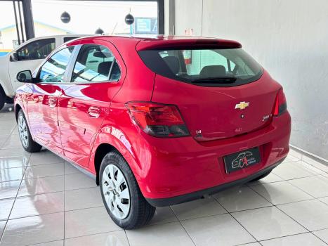 CHEVROLET Onix Hatch 1.4 4P FLEX LT, Foto 4
