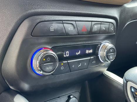 CHEVROLET Onix Hatch 1.0 12V 4P FLEX PREMIER 2 TURBO AUTOM�TICO, Foto 14