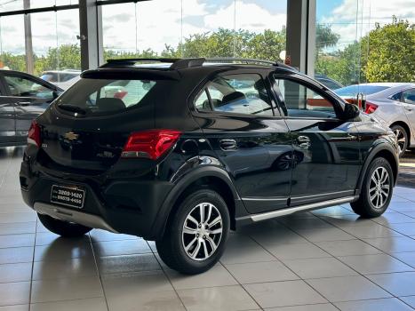 CHEVROLET Onix Hatch 1.4 4P FLEX ACTIV, Foto 6