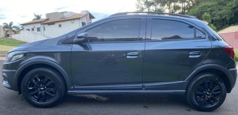 CHEVROLET Onix Hatch 1.4 4P FLEX ACTIV AUTOM�TICO, Foto 2