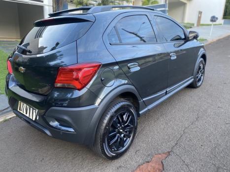 CHEVROLET Onix Hatch 1.4 4P FLEX ACTIV AUTOM�TICO, Foto 9