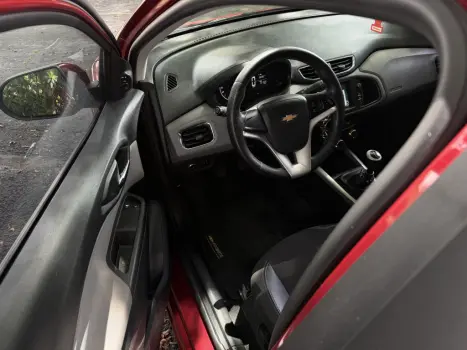 CHEVROLET Onix Hatch 1.4 4P FLEX LT, Foto 4