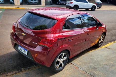 CHEVROLET Onix Hatch 1.4 4P FLEX LTZ, Foto 5