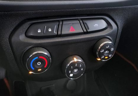 CHEVROLET Onix Hatch 1.4 4P FLEX LTZ, Foto 14