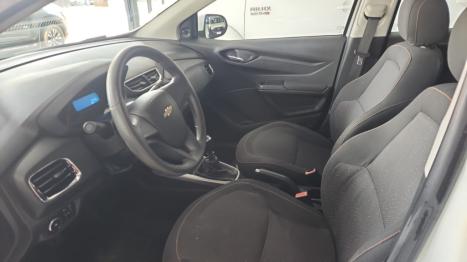 CHEVROLET Onix Hatch 1.4 4P FLEX LT, Foto 6