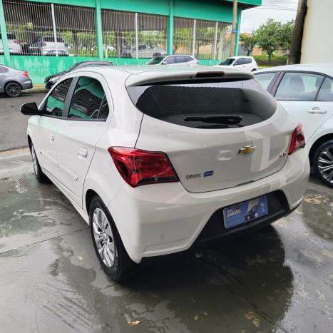 CHEVROLET Onix Hatch 1.4 4P FLEX LT, Foto 4