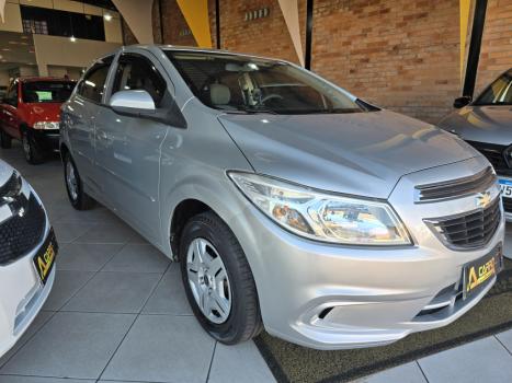 CHEVROLET Onix Hatch 1.0 4P FLEX LT, Foto 2