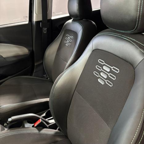 CHEVROLET Onix Hatch 1.4 4P FLEX LT AUTOM�TICO, Foto 6