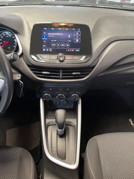 CHEVROLET Onix Hatch 1.0 12V 4P FLEX LT TURBO AUTOM�TICO, Foto 11