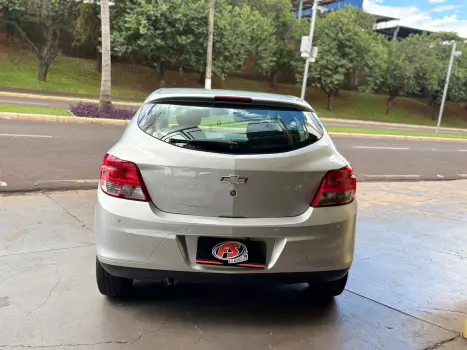 CHEVROLET Onix Hatch 1.0 4P FLEX LT, Foto 5