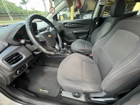 CHEVROLET Onix Hatch 1.0 4P FLEX LT, Foto 7