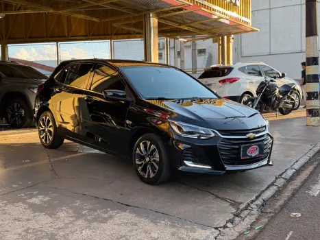 CHEVROLET Onix Hatch 1.0 12V 4P FLEX PREMIER TURBO AUTOM�TICO, Foto 3