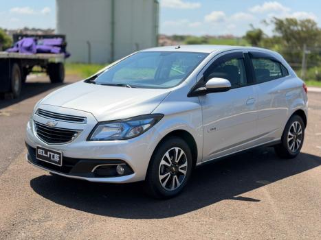 CHEVROLET Onix Hatch 1.4 4P FLEX LTZ, Foto 6