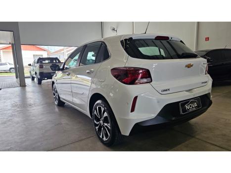 CHEVROLET Onix Hatch 1.0 12V 4P FLEX PREMIER TURBO AUTOM�TICO, Foto 6