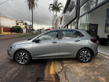 CHEVROLET Onix Hatch 1.0 12V 4P FLEX PREMIER 2 TURBO AUTOM�TICO, Foto 8