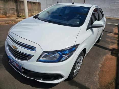 CHEVROLET Onix Hatch 1.4 4P FLEX LT AUTOM�TICO, Foto 3