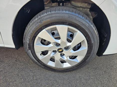 CHEVROLET Onix Hatch 1.4 4P FLEX LT AUTOM�TICO, Foto 8