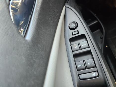 CHEVROLET Onix Hatch 1.0 12V 4P FLEX PREMIER 2 TURBO AUTOM�TICO, Foto 9