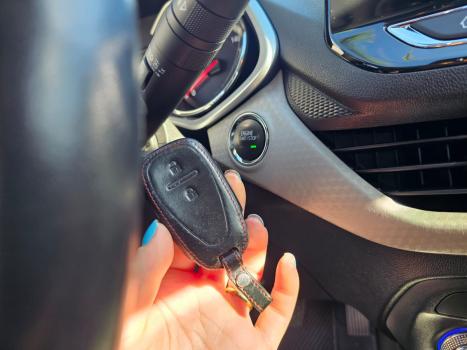 CHEVROLET Onix Hatch 1.0 12V 4P FLEX PREMIER 2 TURBO AUTOM�TICO, Foto 15