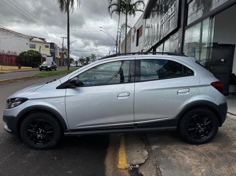 CHEVROLET Onix Hatch 1.4 4P FLEX ACTIV AUTOM�TICO, Foto 8