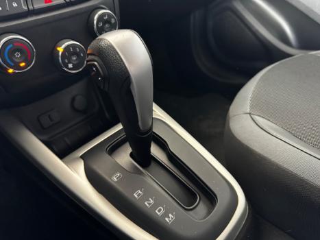 CHEVROLET Onix Hatch 1.4 4P FLEX ACTIV AUTOM�TICO, Foto 13