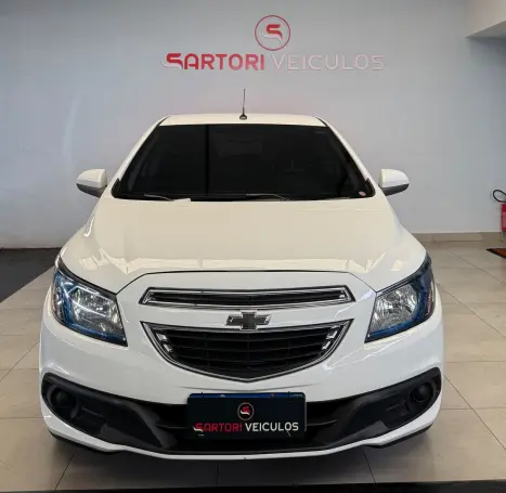 CHEVROLET Onix Hatch 1.4 4P FLEX LT, Foto 2