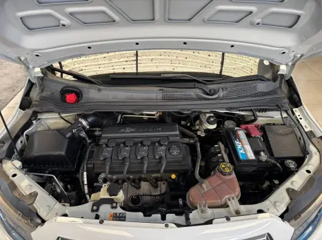 CHEVROLET Onix Hatch 1.4 4P FLEX LT, Foto 6