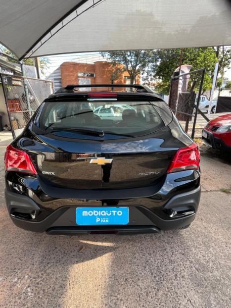 CHEVROLET Onix Hatch 1.4 4P FLEX ACTIV AUTOM�TICO, Foto 9