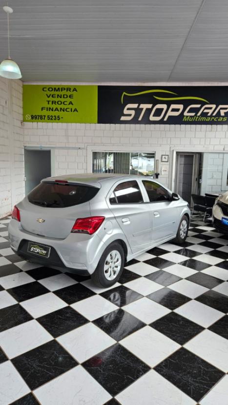 CHEVROLET Onix Hatch 1.0 4P FLEX LT, Foto 5