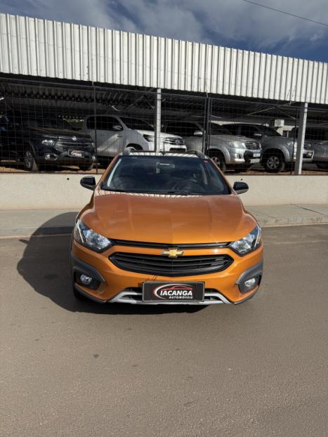 CHEVROLET Onix Hatch 1.4 4P FLEX ACTIV AUTOM�TICO, Foto 3