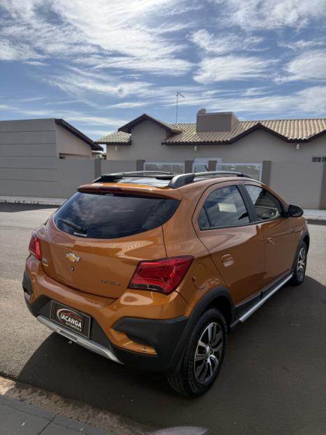 CHEVROLET Onix Hatch 1.4 4P FLEX ACTIV AUTOM�TICO, Foto 5