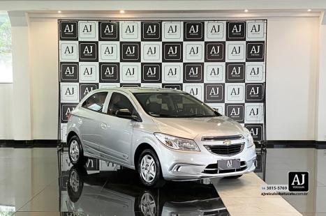 CHEVROLET Onix Hatch 1.0 12V 4P FLEX LT, Foto 3