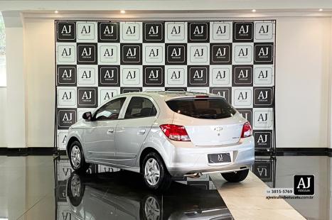 CHEVROLET Onix Hatch 1.0 12V 4P FLEX LT, Foto 6