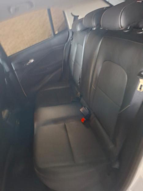 CHEVROLET Onix Hatch 1.0 12V 4P FLEX PREMIER TURBO AUTOM�TICO, Foto 11