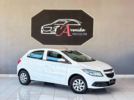 CHEVROLET Onix Hatch 1.0 4P FLEX LT, Foto 3