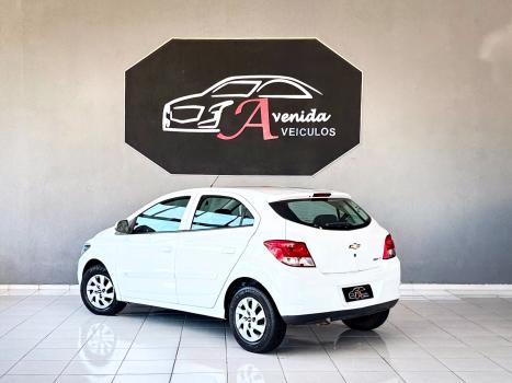 CHEVROLET Onix Hatch 1.0 4P FLEX LT, Foto 4