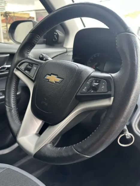 CHEVROLET Onix Hatch 1.4 4P FLEX ACTIV AUTOM�TICO, Foto 11