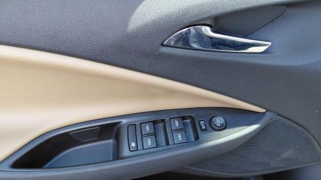 CHEVROLET Onix Hatch 1.0 12V 4P FLEX PREMIER 2 TURBO AUTOM�TICO, Foto 8