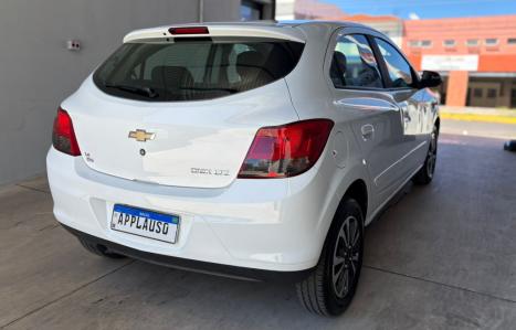 CHEVROLET Onix Hatch 1.4 4P FLEX LTZ, Foto 6