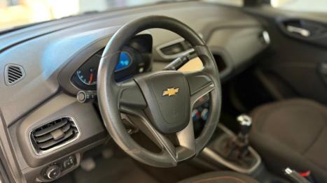 CHEVROLET Onix Hatch 1.4 4P FLEX LTZ, Foto 7