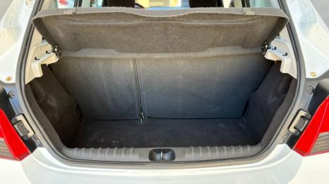 CHEVROLET Onix Hatch 1.4 4P FLEX LTZ, Foto 13