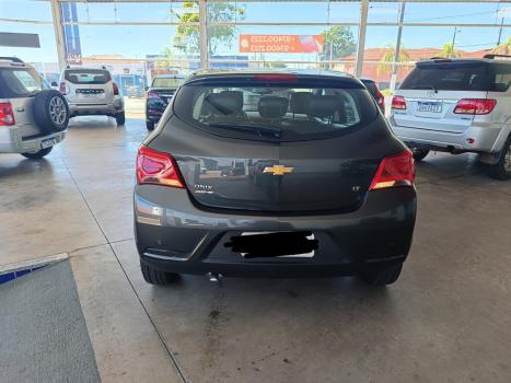 CHEVROLET Onix Hatch 1.4 4P FLEX LT, Foto 6